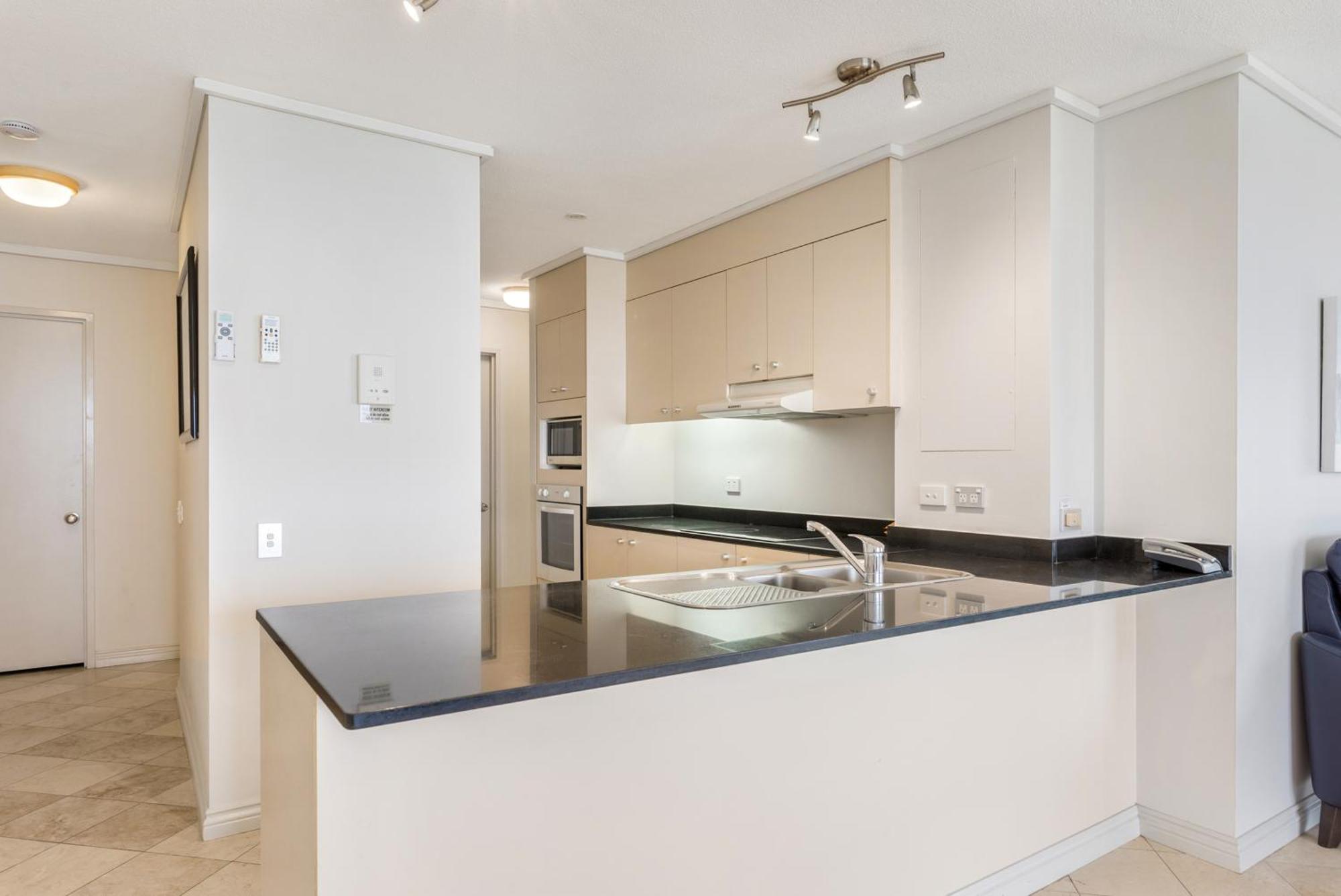 Clubb Coolum Beach Resort Sunshine Coast Eksteriør billede