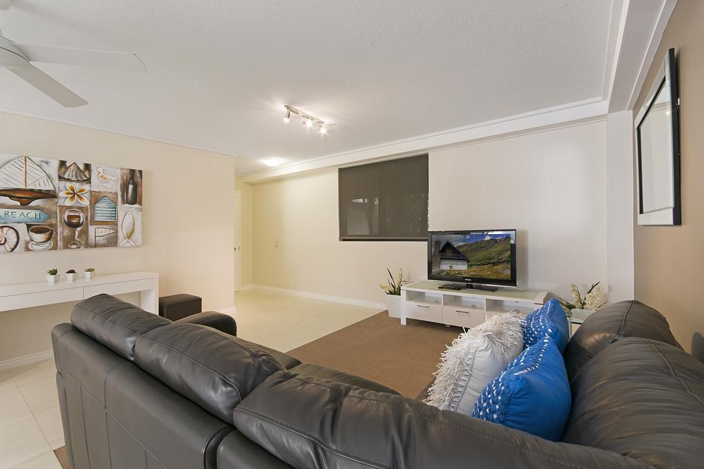 Clubb Coolum Beach Resort Sunshine Coast Eksteriør billede
