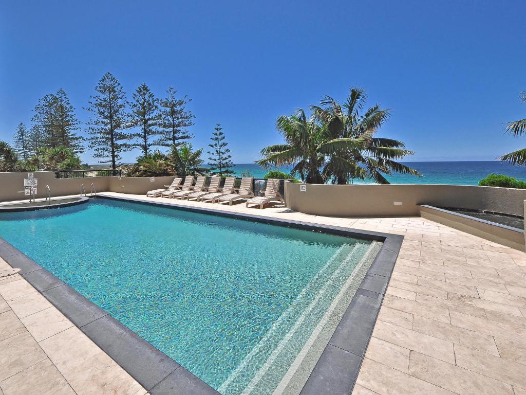 Clubb Coolum Beach Resort Sunshine Coast Eksteriør billede